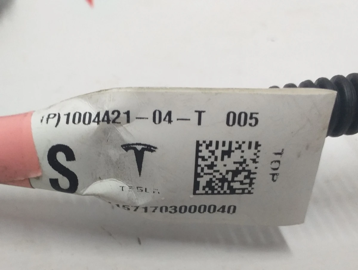 1 Електропроводка бампера заднього (6 парктроників) АП2 з ушкодженням Tesla model S REST 1004421-04-T