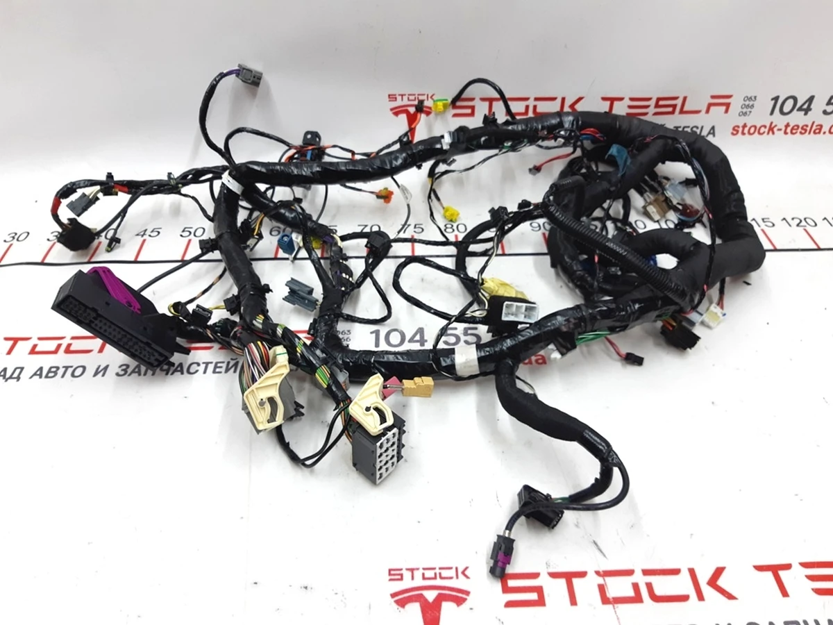 1 Электропроводка инструментальной панели торпедо RWD Tesla model S 1004422-00-G