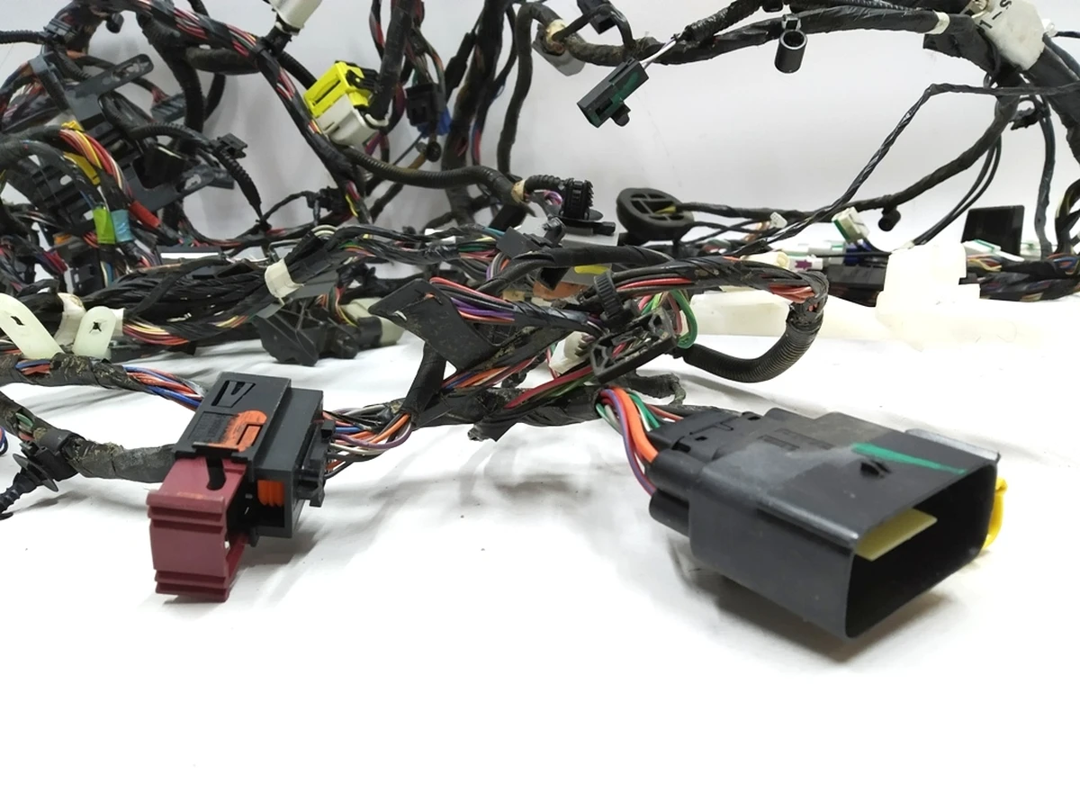 1 Електропроводка приладової панелі кузова та моторний відсік (нижня) RWD у розбір Tesla model S REST 1004423-00-S