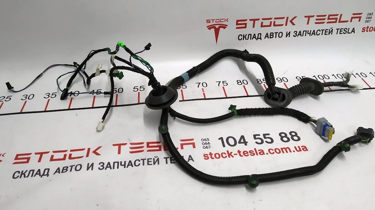 4 Електропроводка дверей задньої правої Tesla model S, model S REST 1004426-00-Q