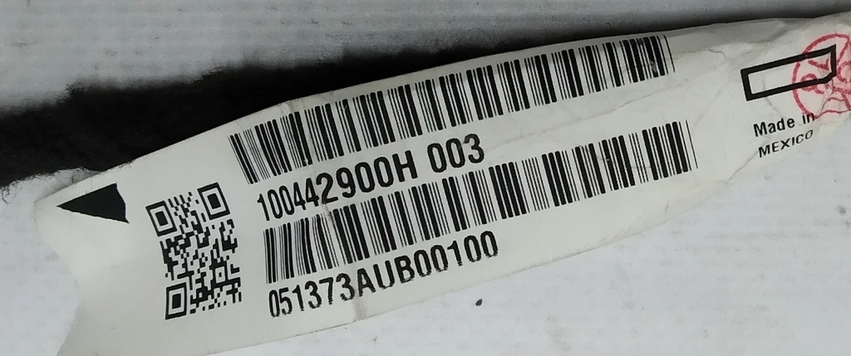 5 Електропроводка кришки багажника ліва сторона Tesla model S 1004429-00-L