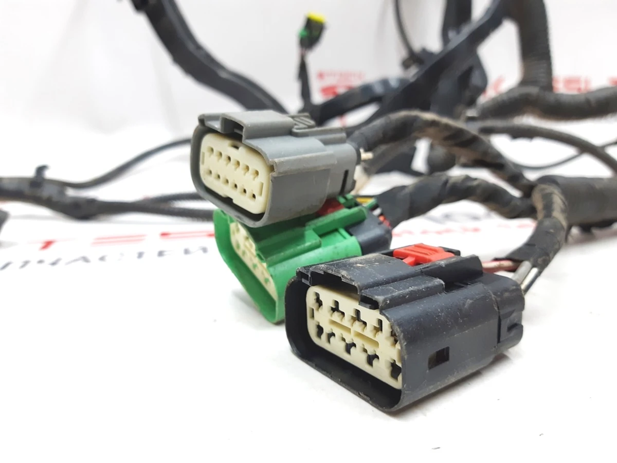 2 Проведення заднього підрамника RWD (пружинна підвіска) в розборі {MRS} 1004430-05-S