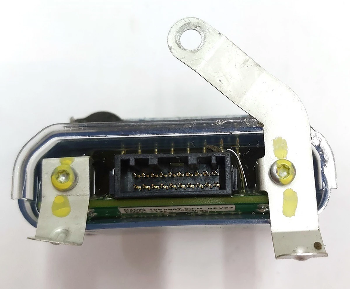 Разъём низковольтный инвертора большого мотора REV03 Tesla model S, model S REST 1004487-00-D