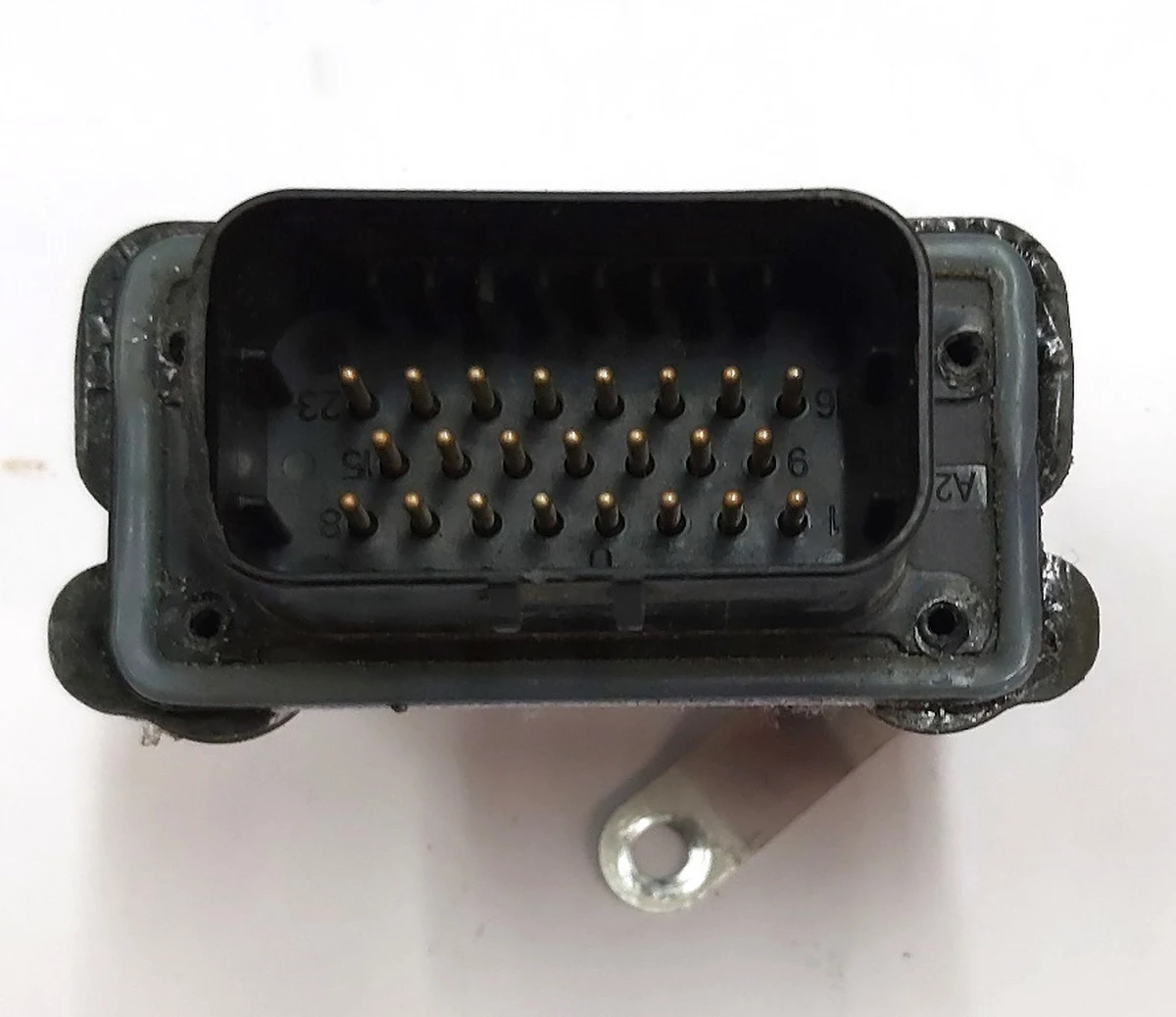 Роз'єм низьковольтний інвертора великого мотора REV03 Tesla model S, model S REST 1004487-00-D