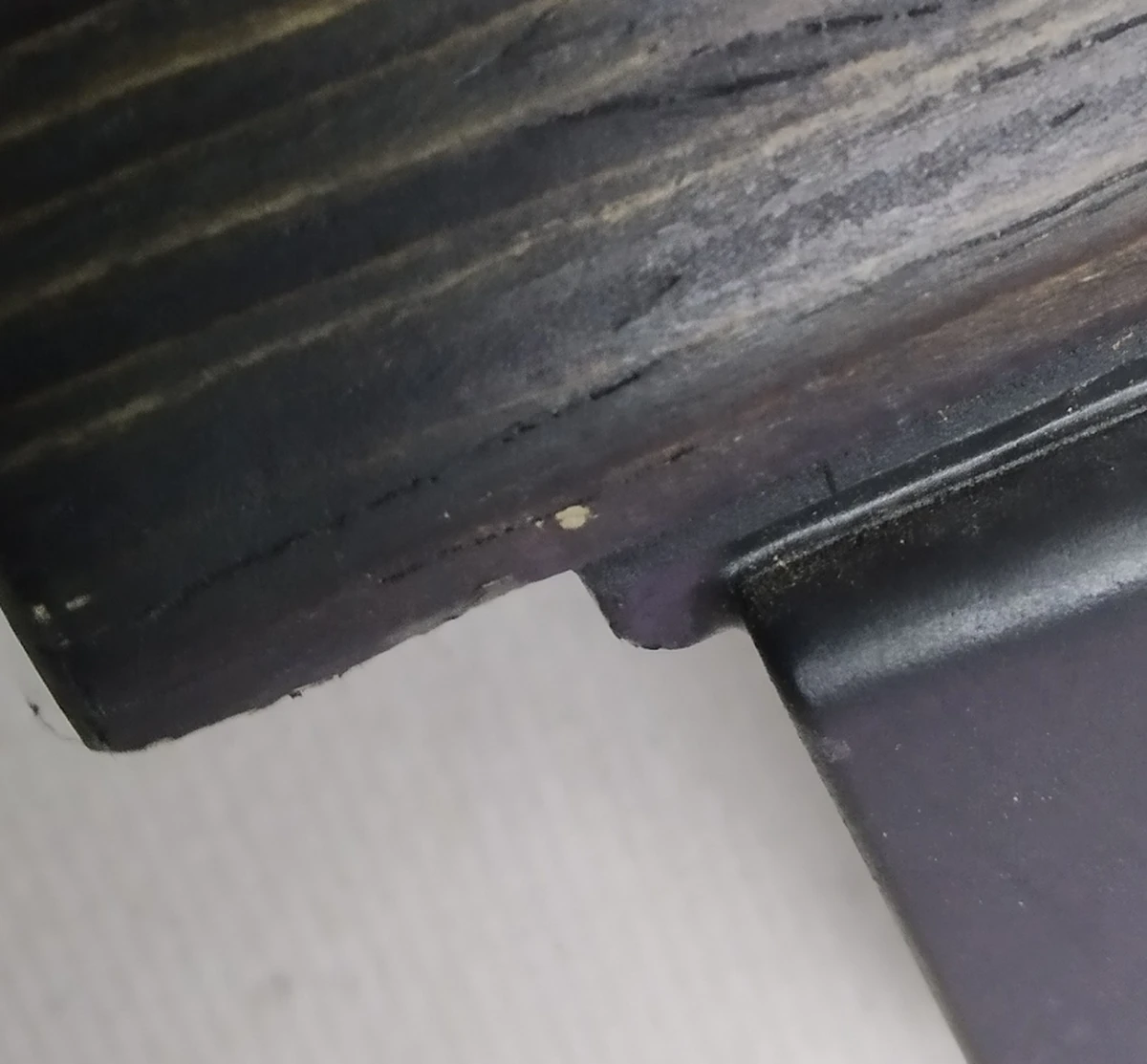 23 Декоративні накладки центр. панелі водійська ліва OBECHE OPEN PORE HORIZONTAL (з пошкодженням) Tesla model S, model S REST 1004518-07-G