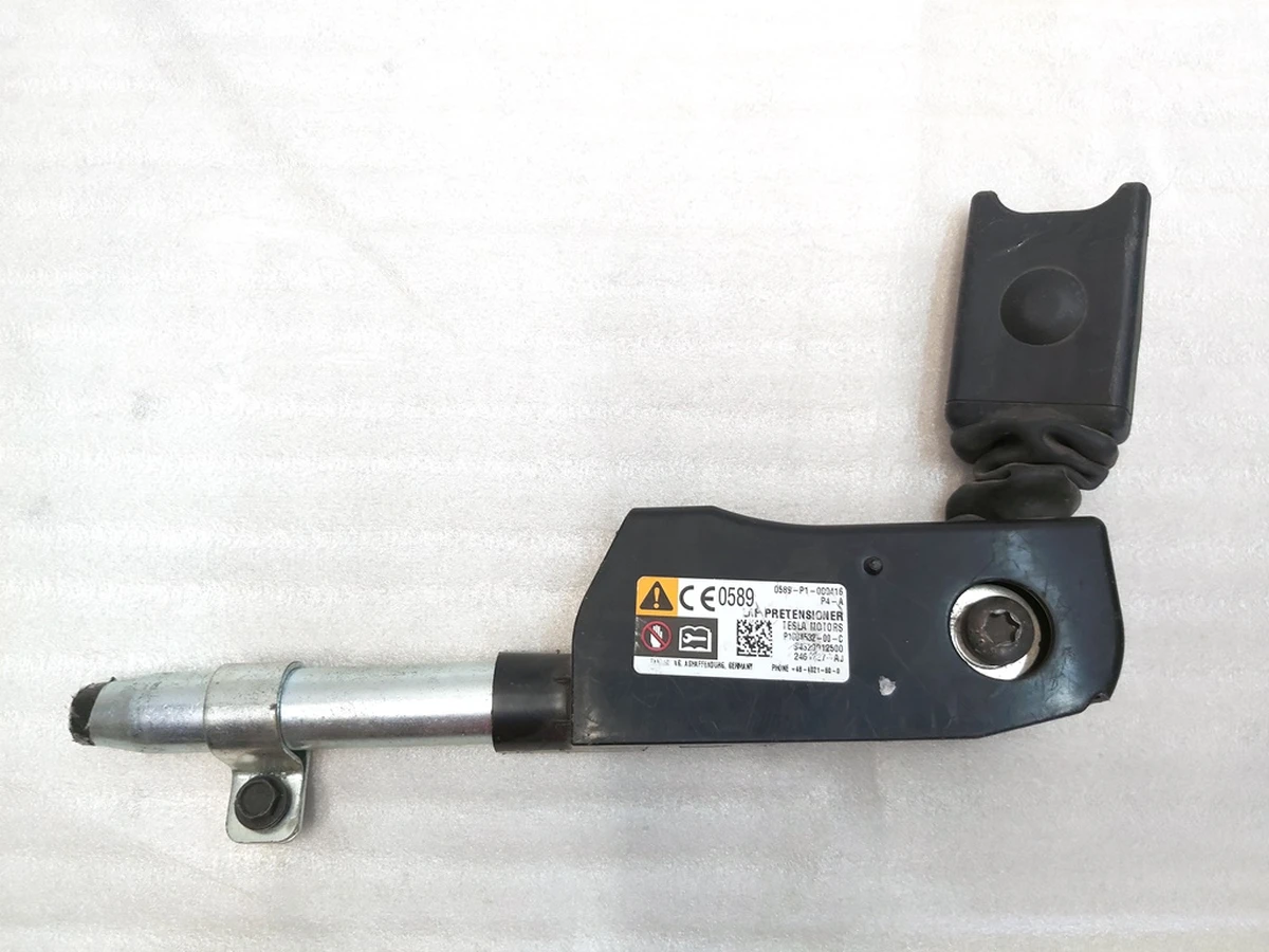 1 OUTBOARD LAP PRETEN, LH BLK for restoration Tesla model S 1004532-00-B