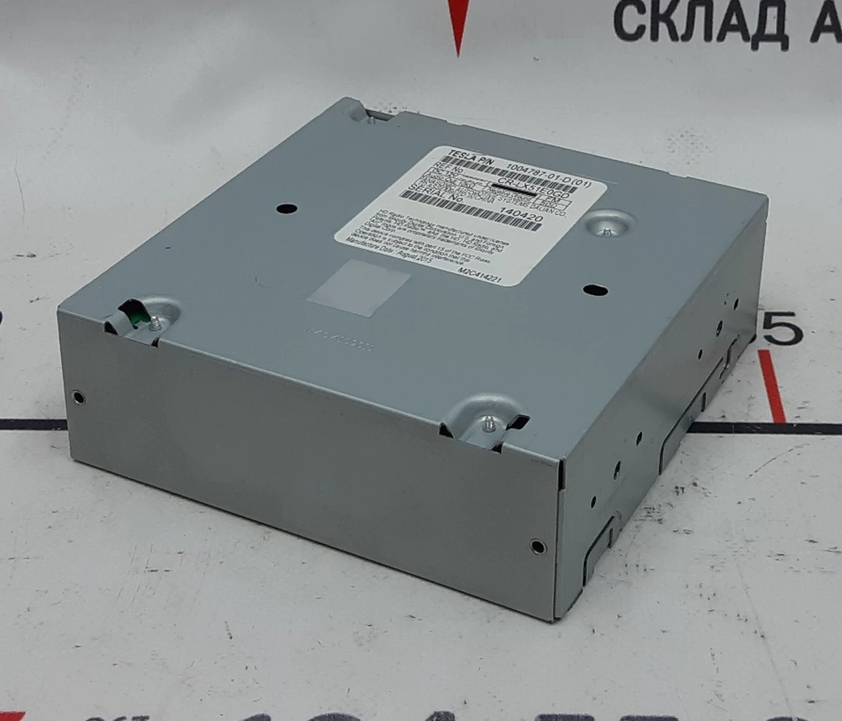 1 Радіо Base 500KB (USA) Tesla model X S REST 1052323-00-B