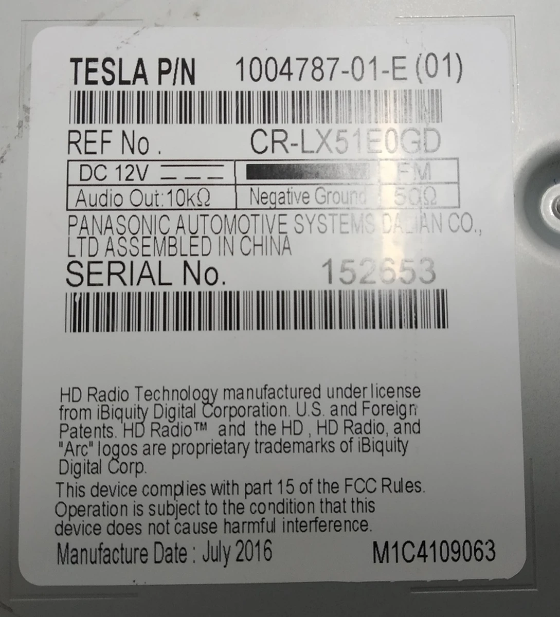 1 Радио Base 500KB с повреждением корпуса (USA) Tesla model X S REST 1052323-00-B