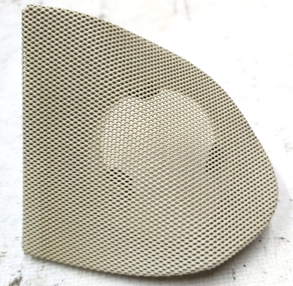 5 Накладка декоративна динаміка високочастотного 30 мм Tesla model S, model S REST, model X 1004833-00-A