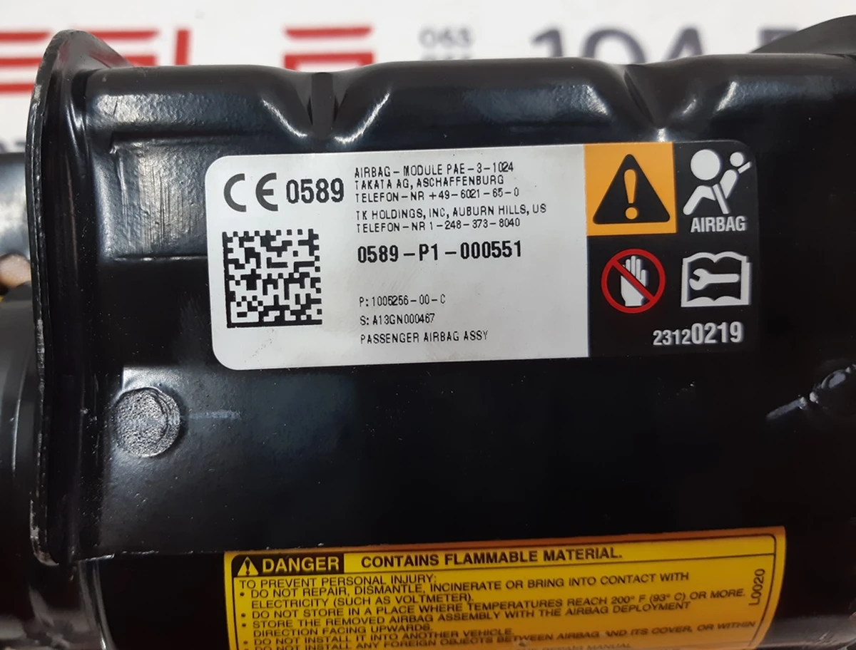 6 Passenger airbag (torpedo) Tesla model S, REST 1463361-00-B