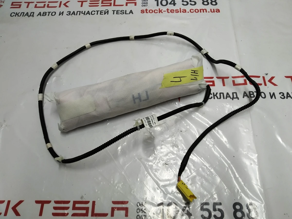1 Driver seat airbag Tesla model S 1013112-03-B