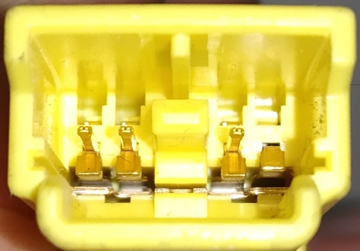 2 Подушка безпеки пасажирського сидіння Tesla model S 1013121-03-B