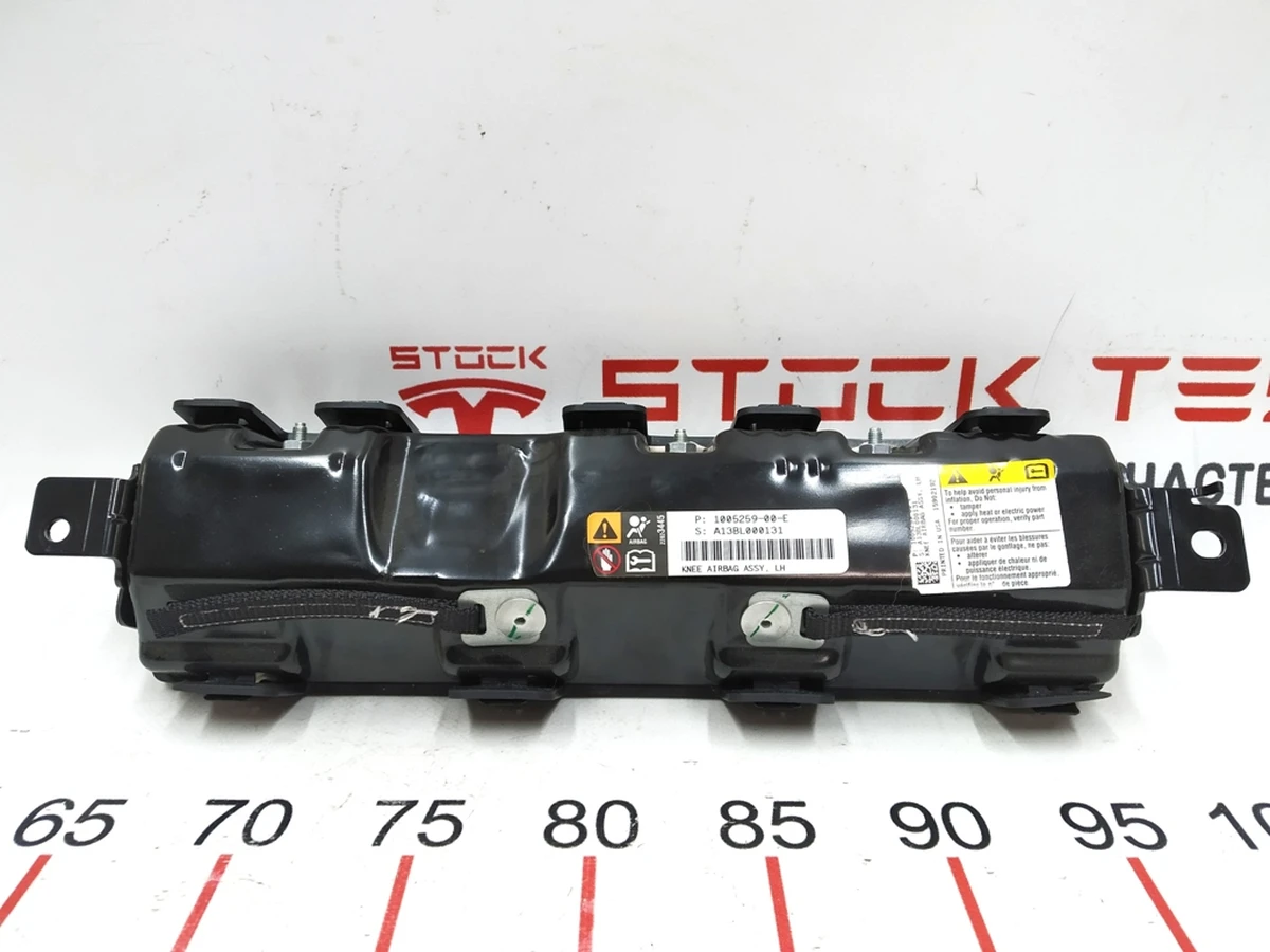 2 Подушка безпеки водія коліна Tesla model REST model X 1005259-00-F