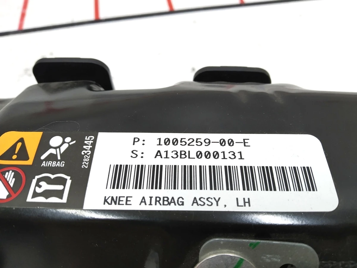 2 Подушка безпеки водія коліна Tesla model REST model X 1005259-00-F