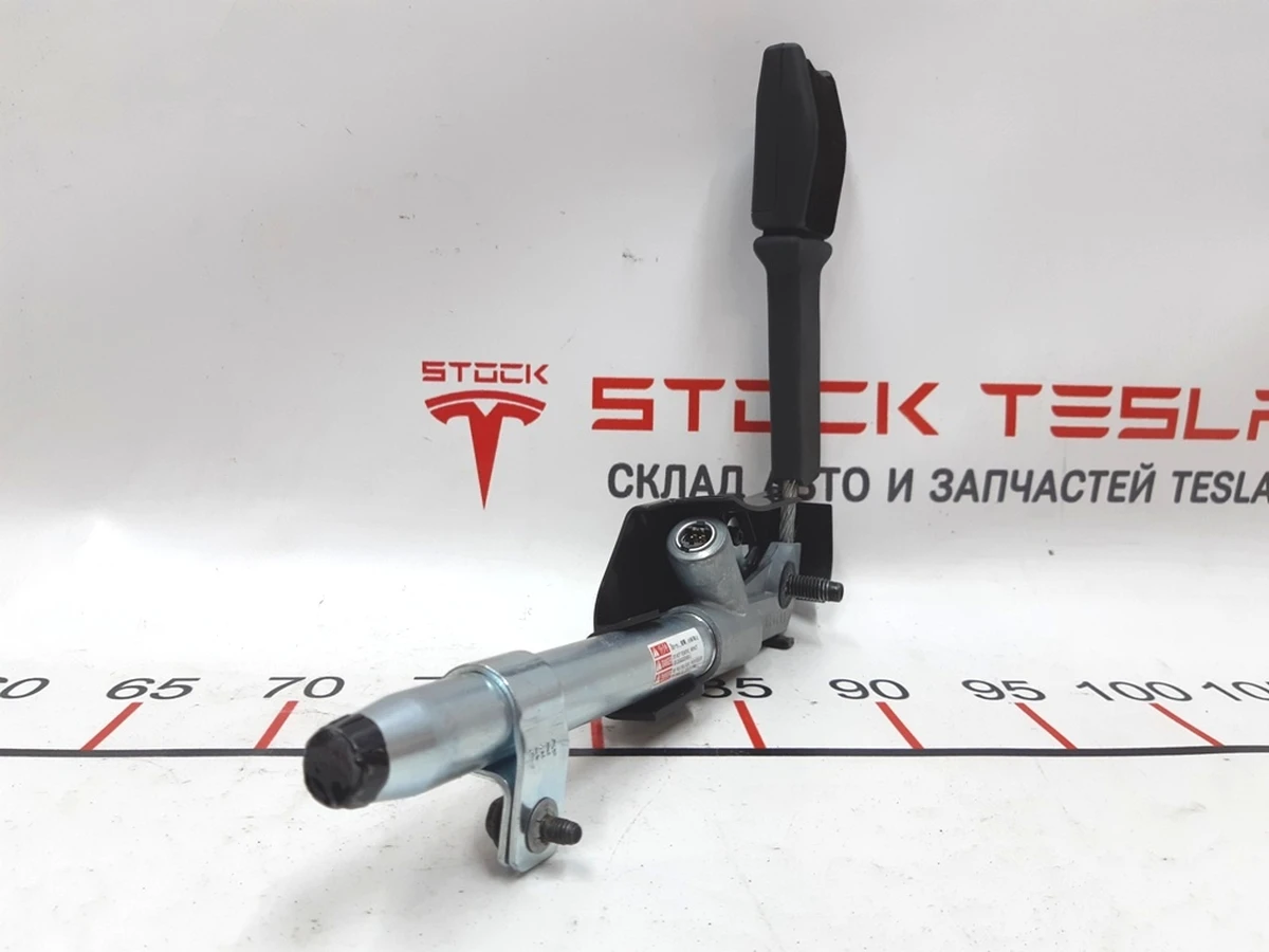 2 OUTBOARD LAP PRETEN, RH BLK Tesla model S 1005265-00-B