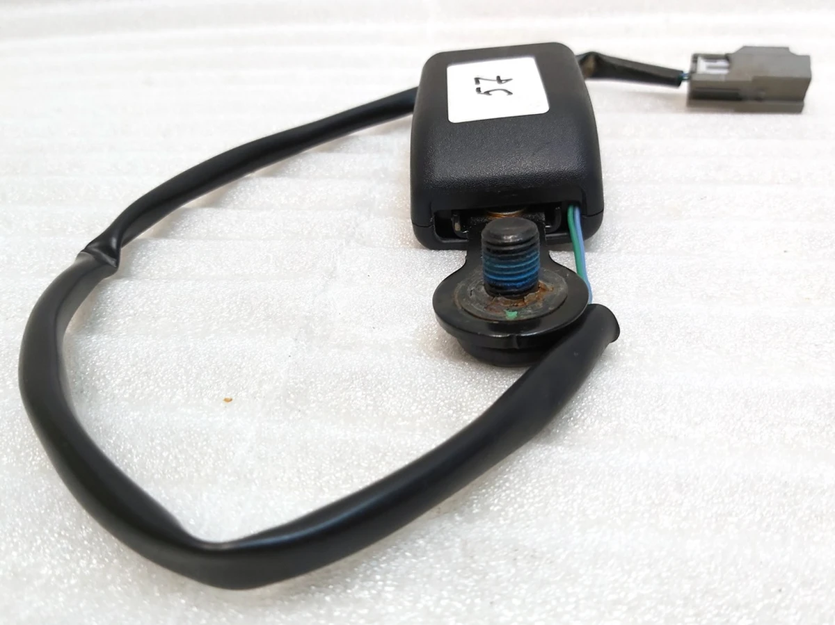 3 USA - 2ND ROW BUCKLE ASSEMBLY - BLACK Tesla model S, model S REST 1005269-05-E