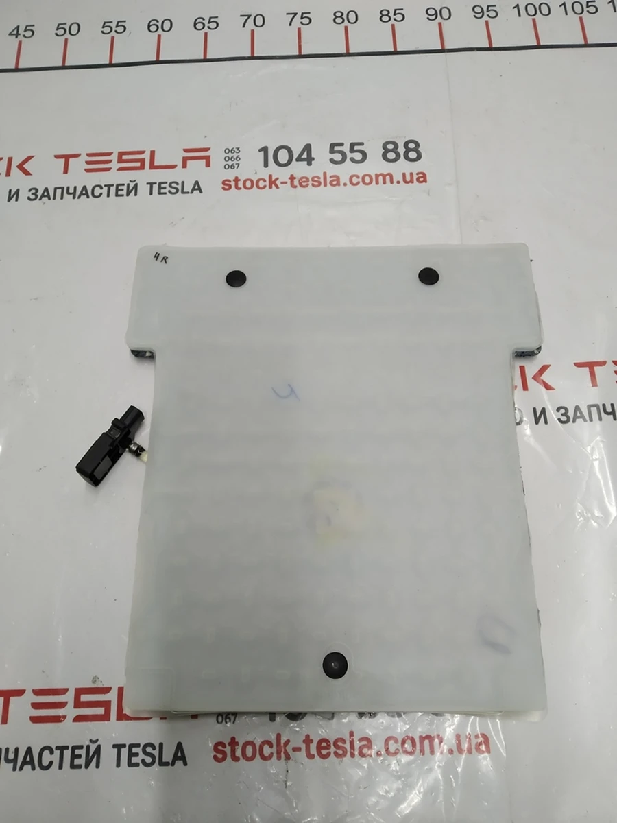 4 Датчик присутствия пассажиского сиденья GEN 1/GEN 2 Tesla model S 1013123-03-B