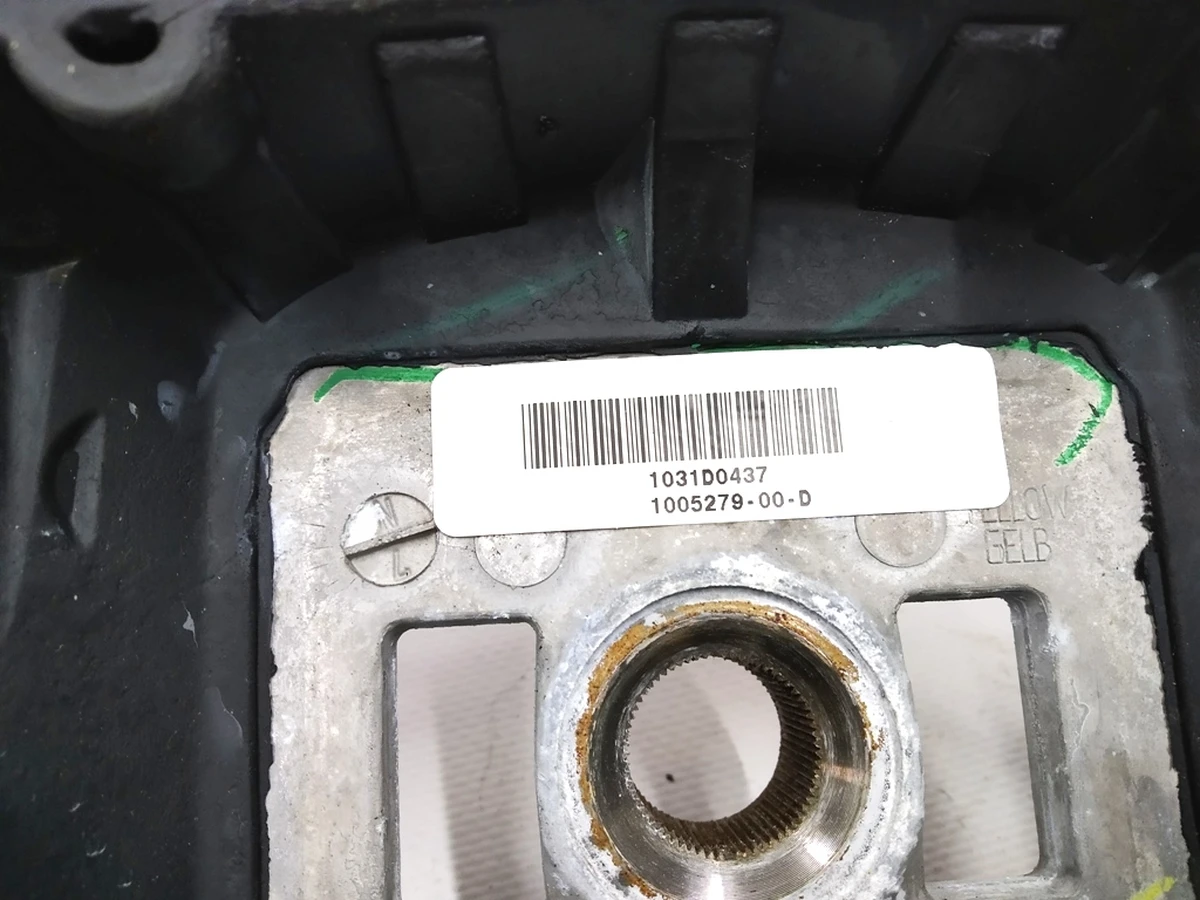 4 Рульове колесо без airbag з пошкодженням Tesla model X S REST 1005279-00-E