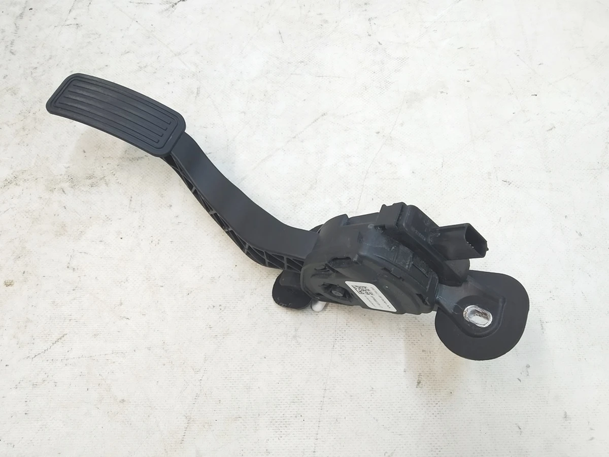 1 Педаль акселератора Tesla model S, model S REST, model X 1005307-00-A