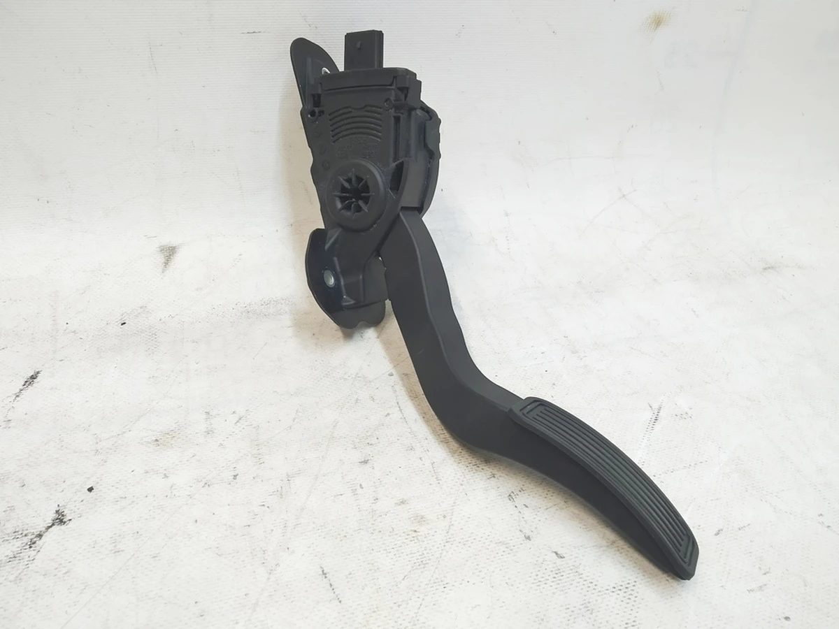 1 Педаль акселератора Tesla model S, model S REST, model X 1005307-00-A
