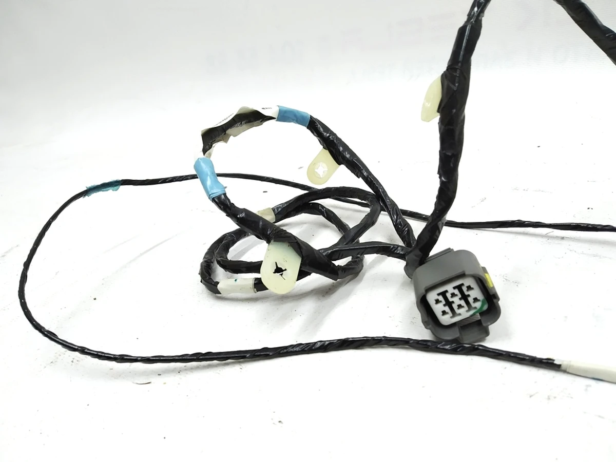 1 ASY,HRN,SUNROOF,MDLS