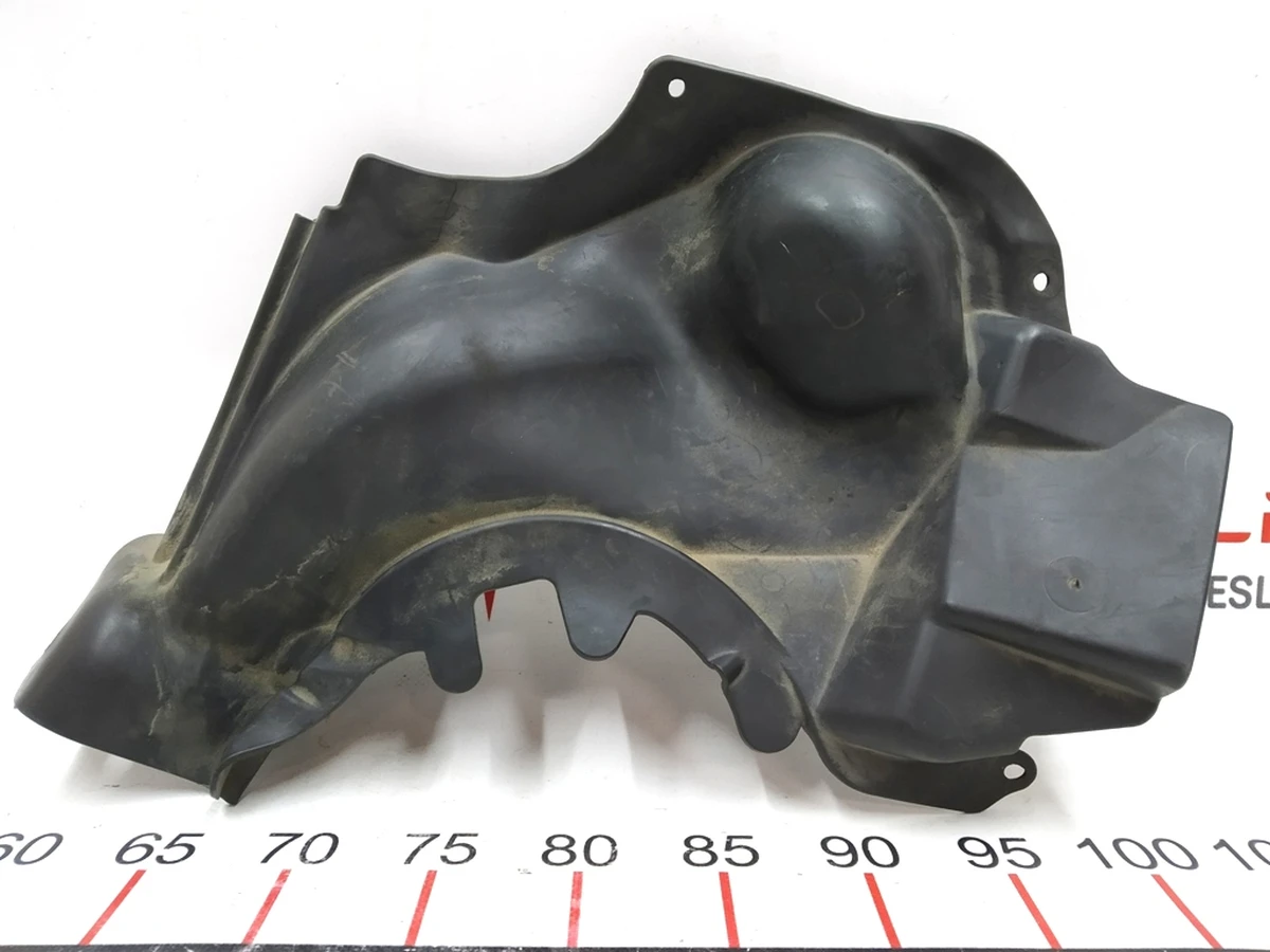 5 Накладка склянки переднього права гумова Tesla model S 1005419-00-C
