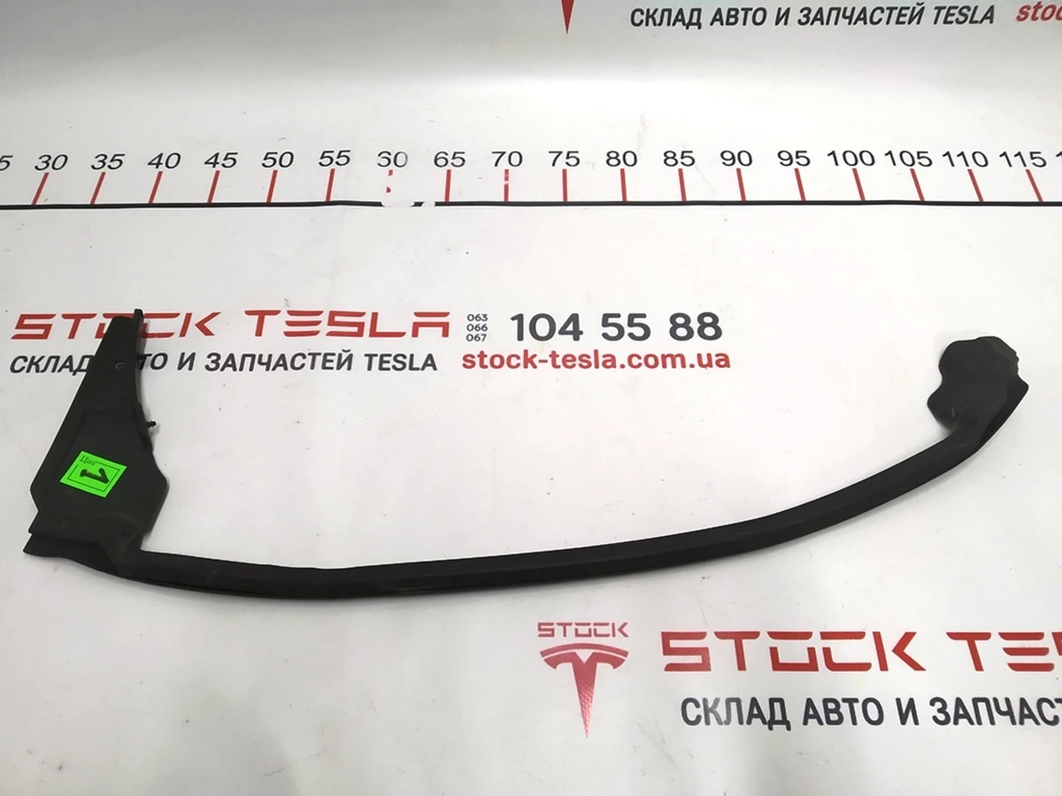 6 Ущільнювач двері передньої лівої, передній Tesla model S, model S REST 1005420-00-D