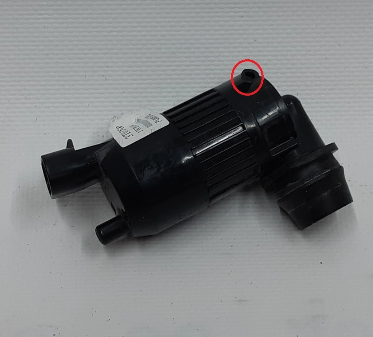 2 Насос бачка склоомивача з пошкодженням Tesla model S, model S REST 1005453-00-C