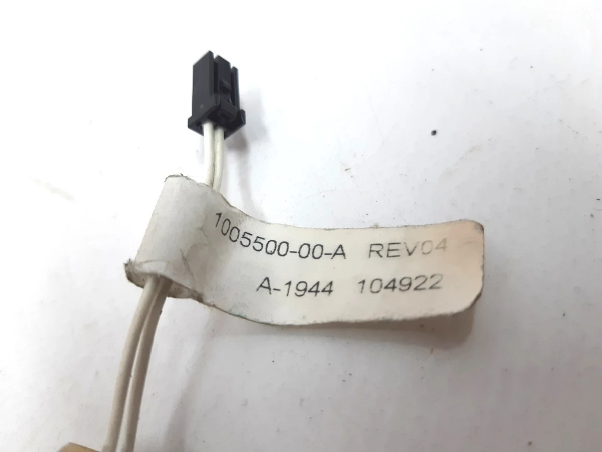 1 Датчик температури редуктора REV4 Tesla S, model S REST 1005500-00-A