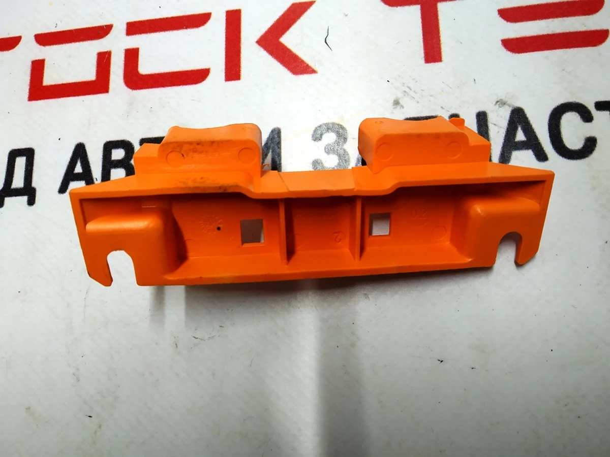 Нижняя накладка шунта высковольтной батареи Tesla model S 1005553-00-B