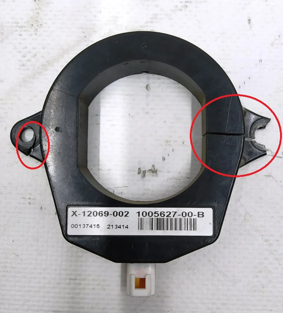 1 Антенна беспроводного ключа катушка с повреждением корпуса Tesla model S, model S REST 1005627-00-B