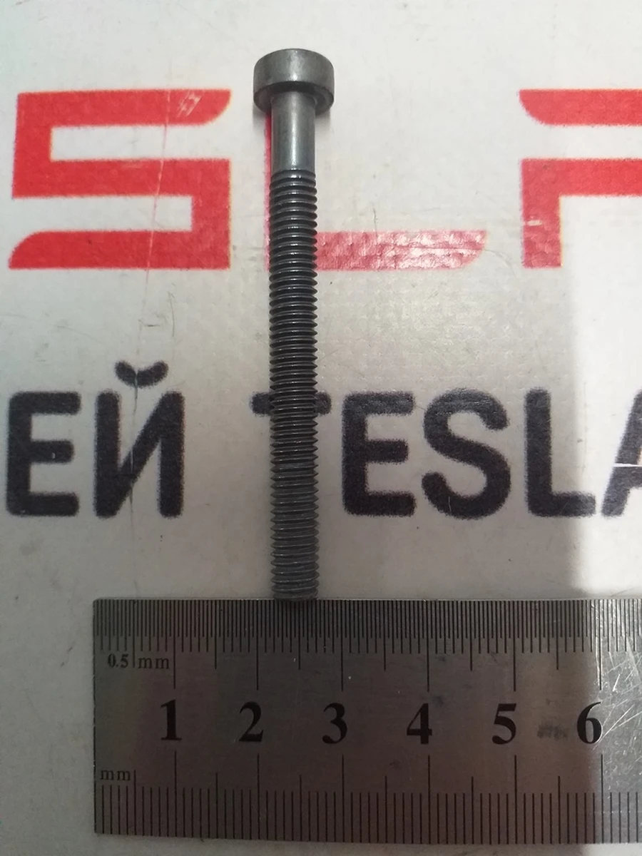 5 BLT TRX M6-1.00x60 8.8 M ZnAl Tesla model S REST, Tesla model X 1005810-00-A