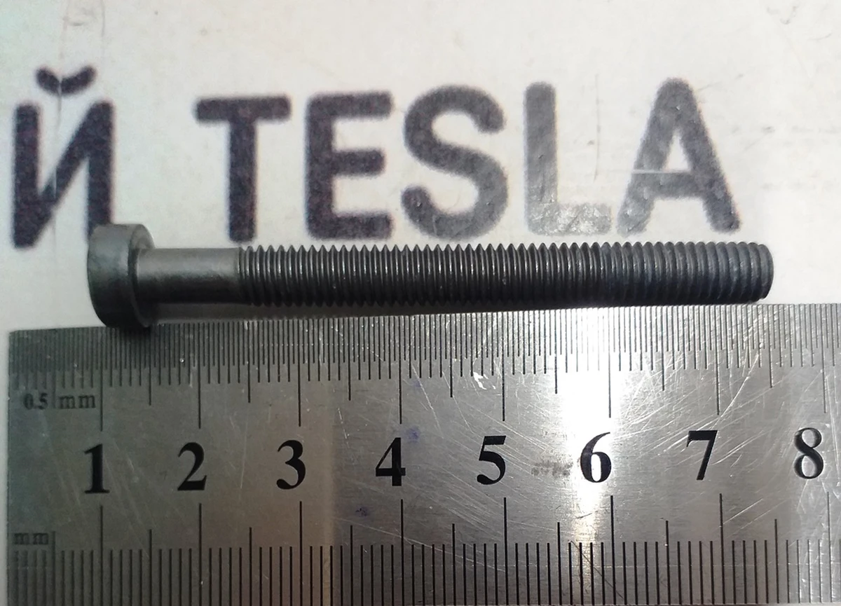 5 BLT TRX M6-1.00x60 8.8 M ZnAl Tesla model S REST, Tesla model X 1005810-00-A