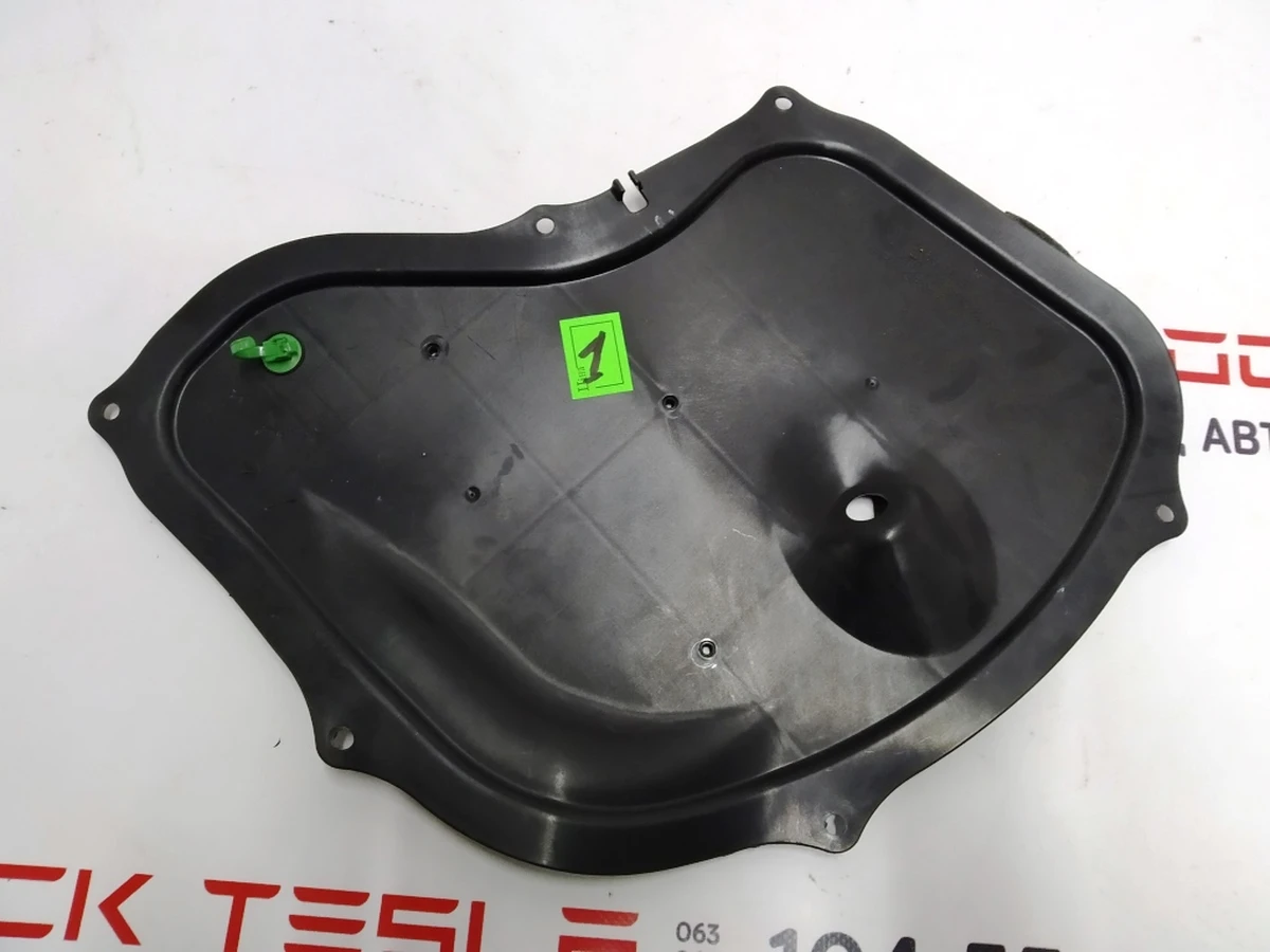 1 Накладка внутреняя двери передней правой (пластик) Tesla model S, model S REST 1037846-00-D