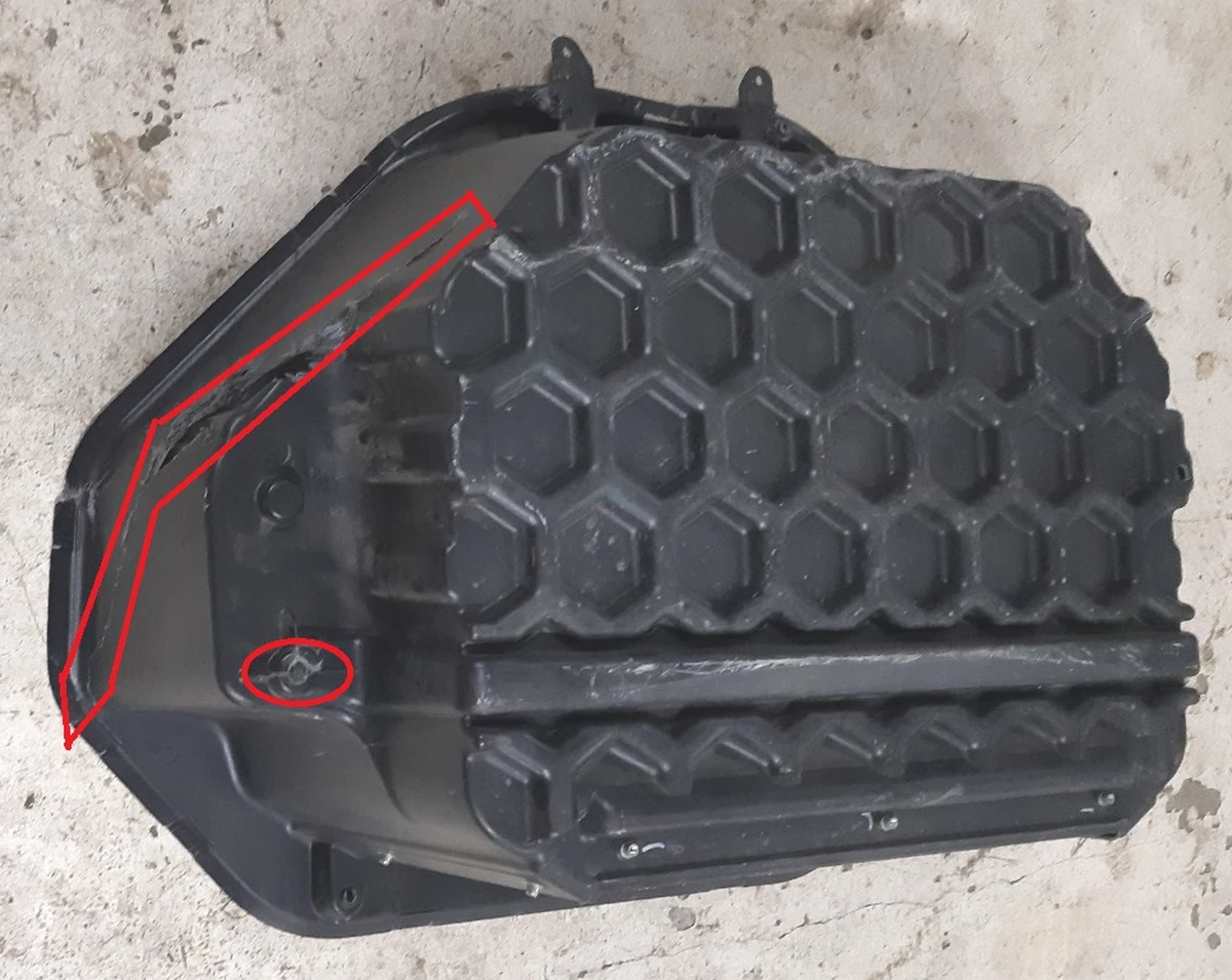 1 Engine compartment box RWD damaged Tesla model S 1005896-00-G