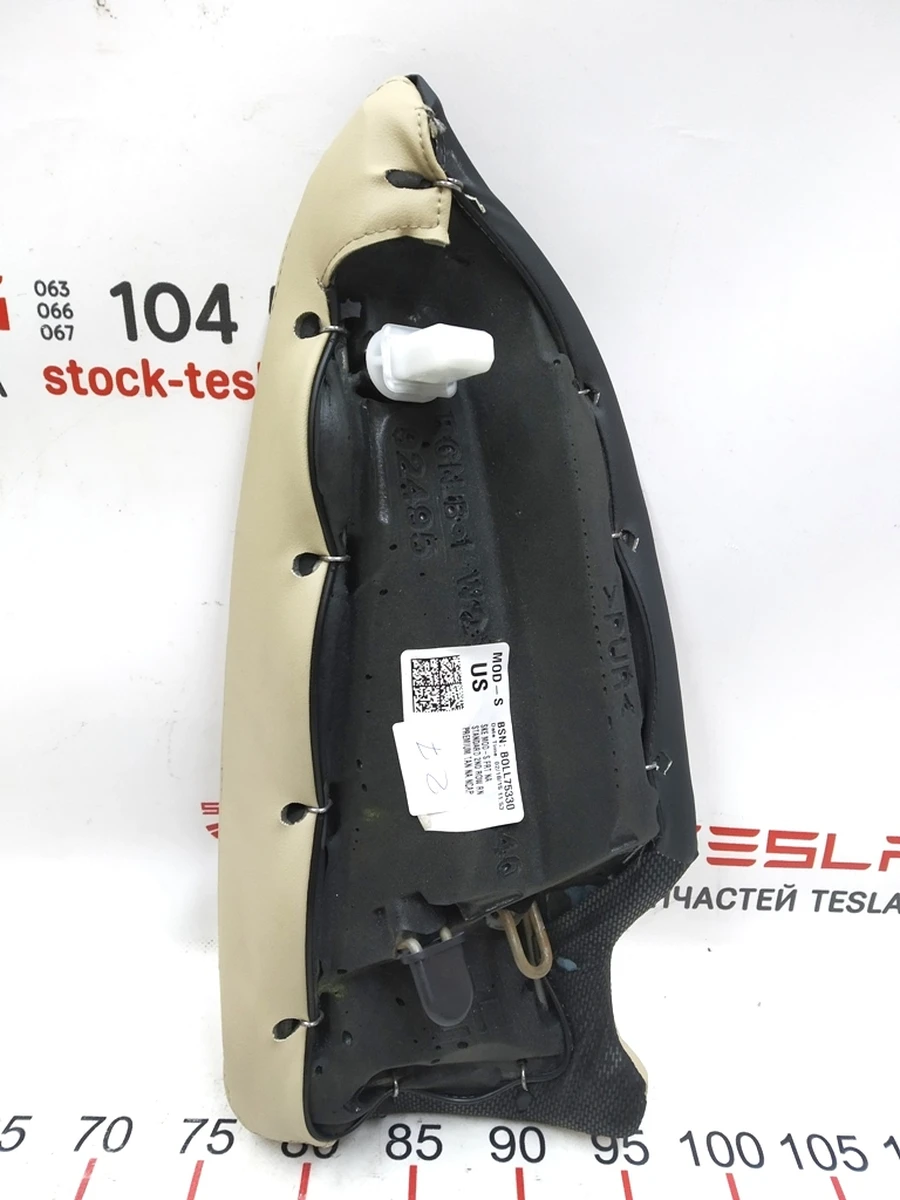 4 Подушка сидіння 2-го ряду ліва (BASE PV TAN) Tesla model S