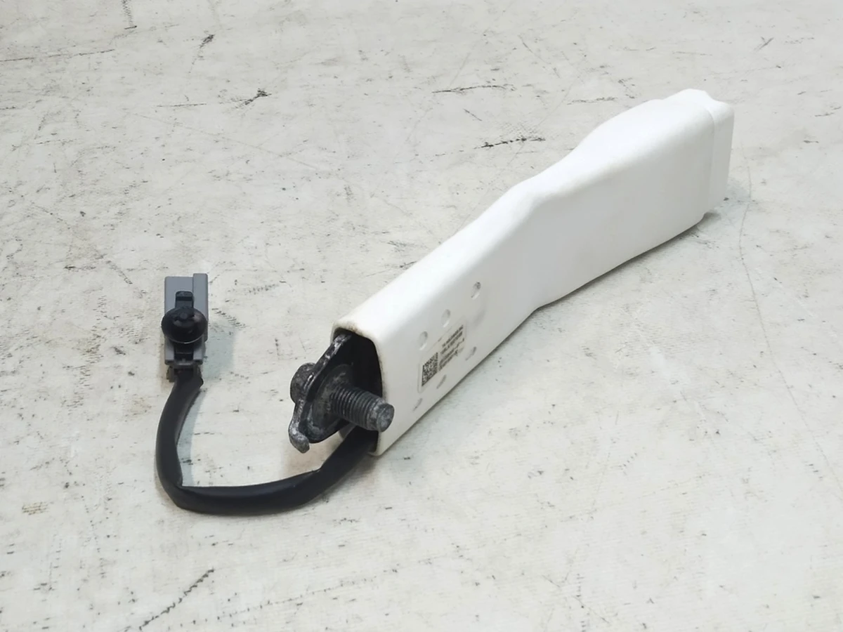 7 Замок ремня безопасности водительского сиденья WHITE (окисление) Tesla Model S, Model S REST, Model X 1005990-07-G