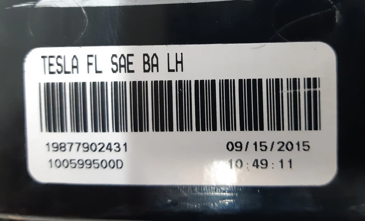 1 Фара противотуманная левая (пустая) Tesla model S 1005995-00-E