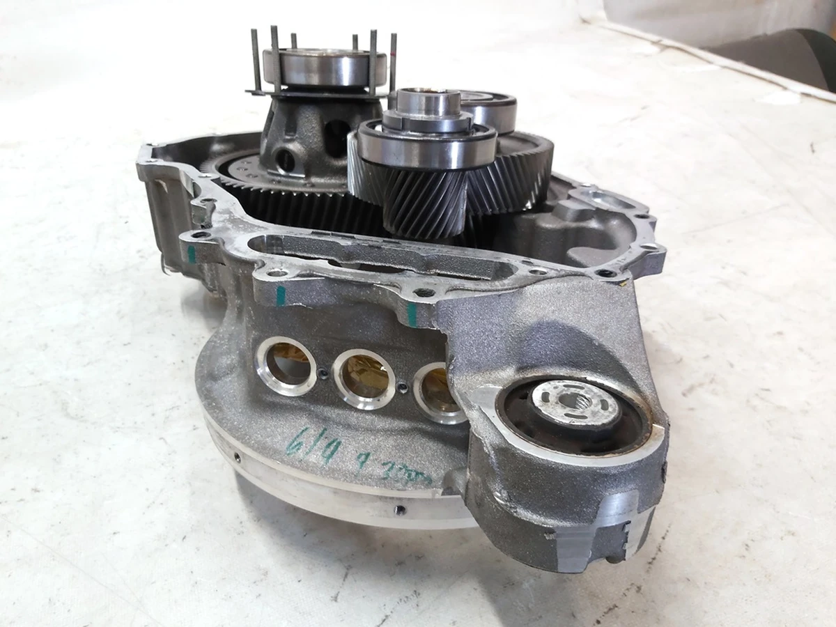 1 Редуктор великого двигуна SPORT у зборі Tesla Model S, Model S REST 1025598-00-I