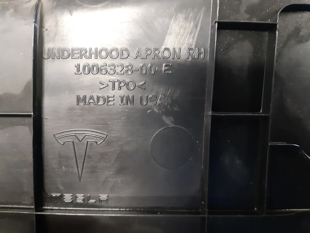 3 Underhood plastic box right RWD Tesla model S 1019075-00-E