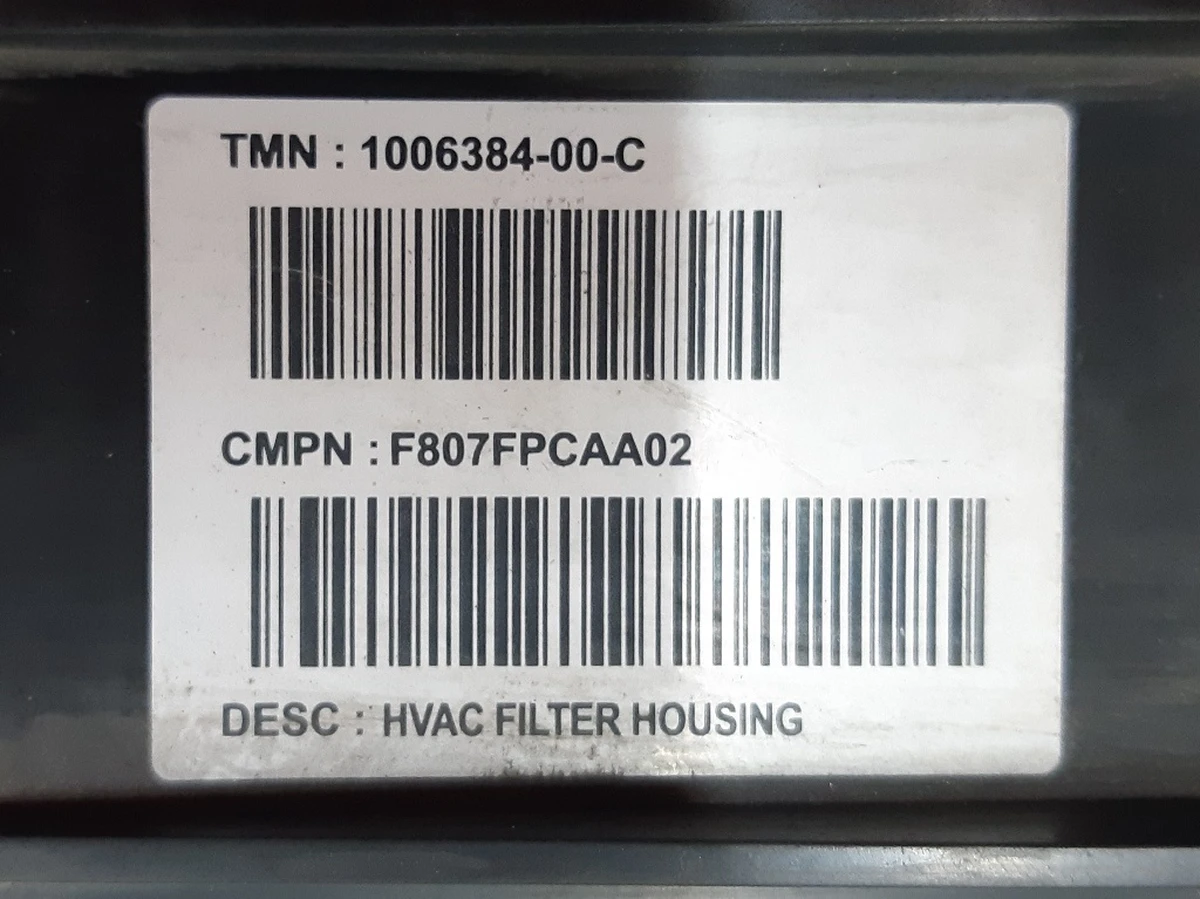 2 Корпус фільтра кондиціонера із пошкодженням Tesla model S 1006384-00-C