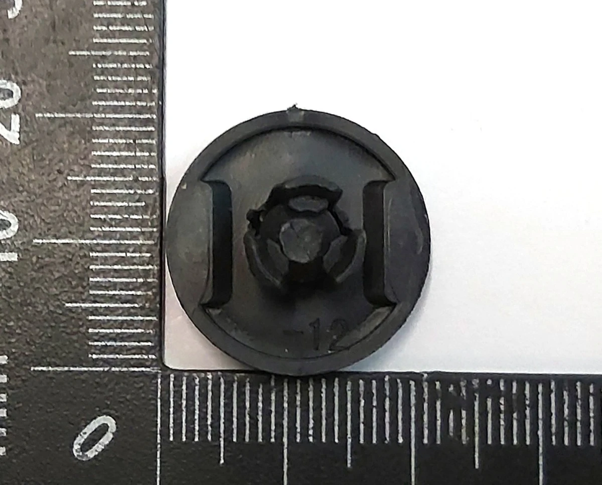 7 Кліпса універсальна без конуса 8x18x20.0x15.0 Tesla all models 1006521-00-A