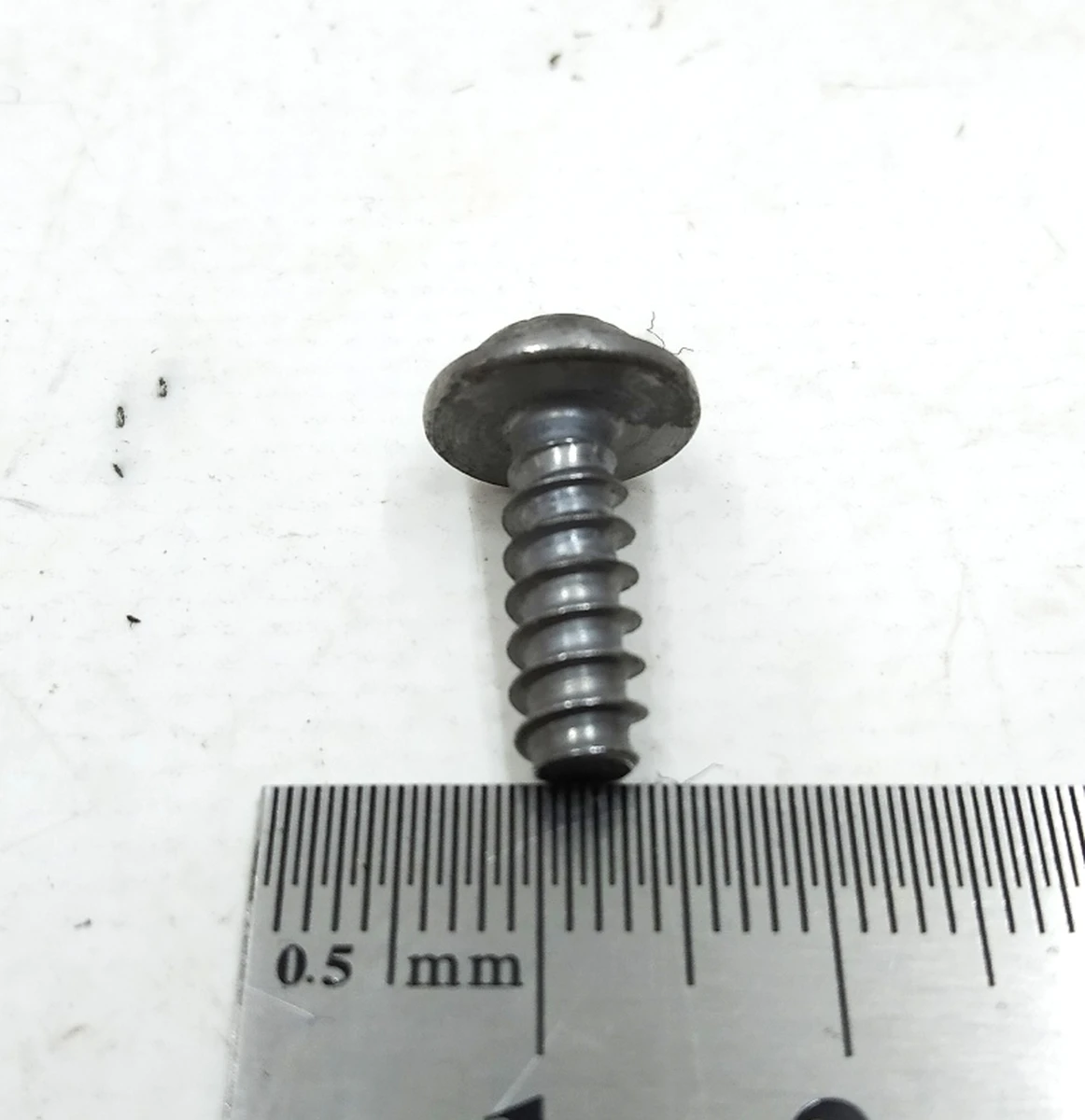 3 Гвинт SCR M5 1 8X14 SCKT PAN WSHR HD TORX SST Tesla Model S REST, Model X 1006533-00-A