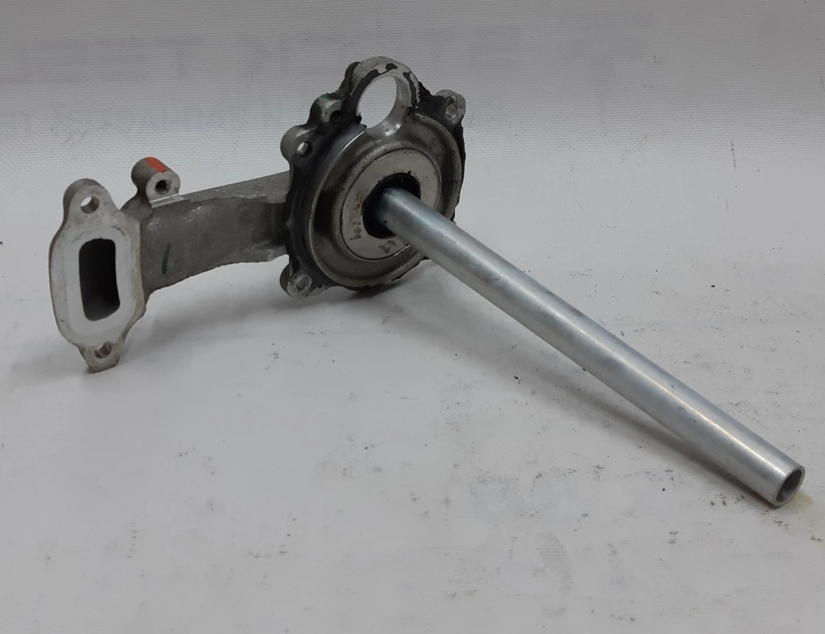 1 Трубка охолодження мотора ротора внутрішня з кронштейном Tesla model S, model S REST 1006606-00-A