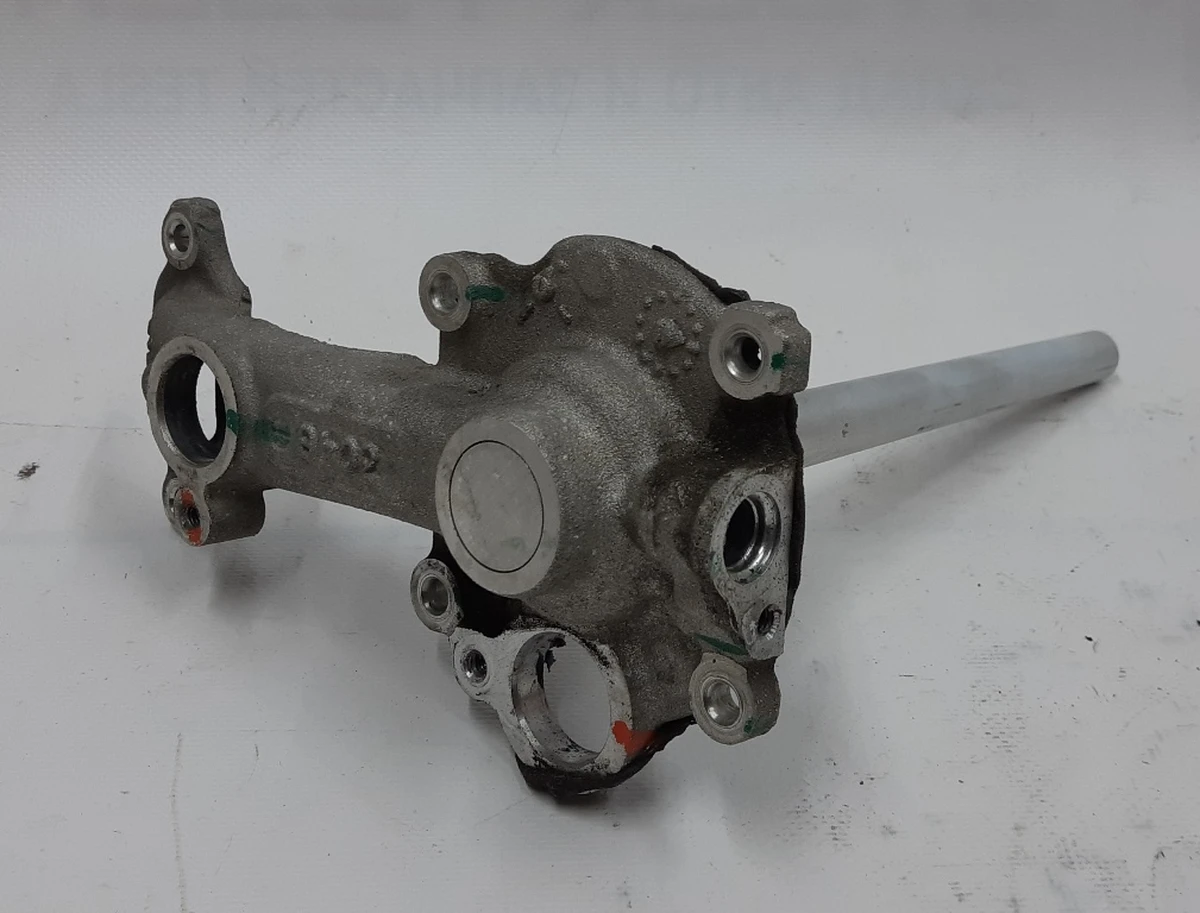 1 Трубка охолодження мотора ротора внутрішня з кронштейном Tesla model S, model S REST 1006606-00-A