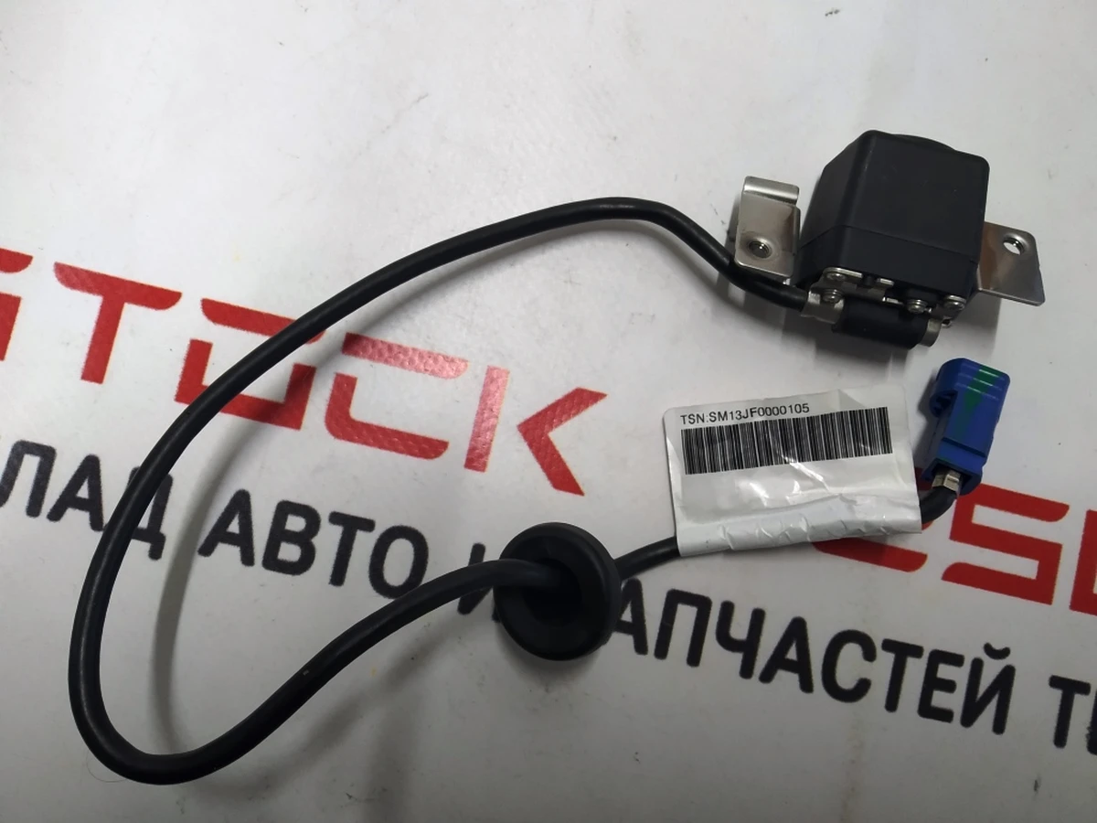 1 Камера заднего вида Tesla model S 1061269-00-D