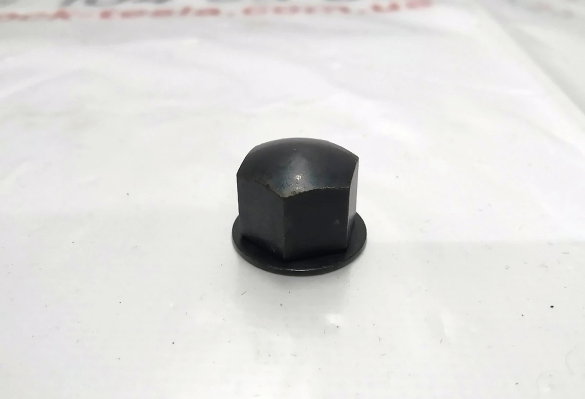 8 Гайка важеля склоочисника BLK M10-1.5 ZnAl PIANO Black mat Tesla Model S, Model S REST, Model X 1006914-00-A