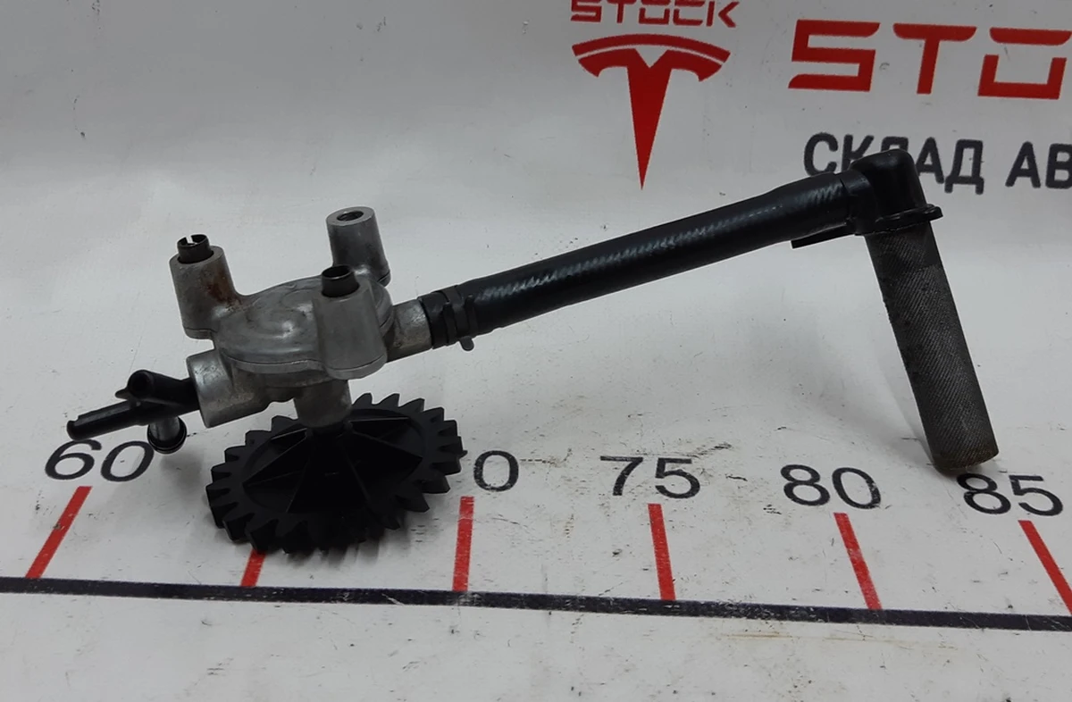 Масляний насос із фільтром редуктора заднього мотора REV09 Tesla model S 1007006-00-A