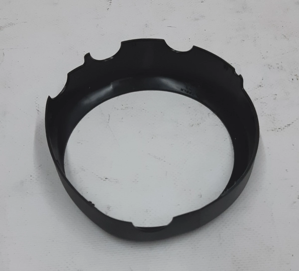 33 Кільце верхнє кожуха модуля керування рульовою колонкою Tesla model S 1007009-00-D