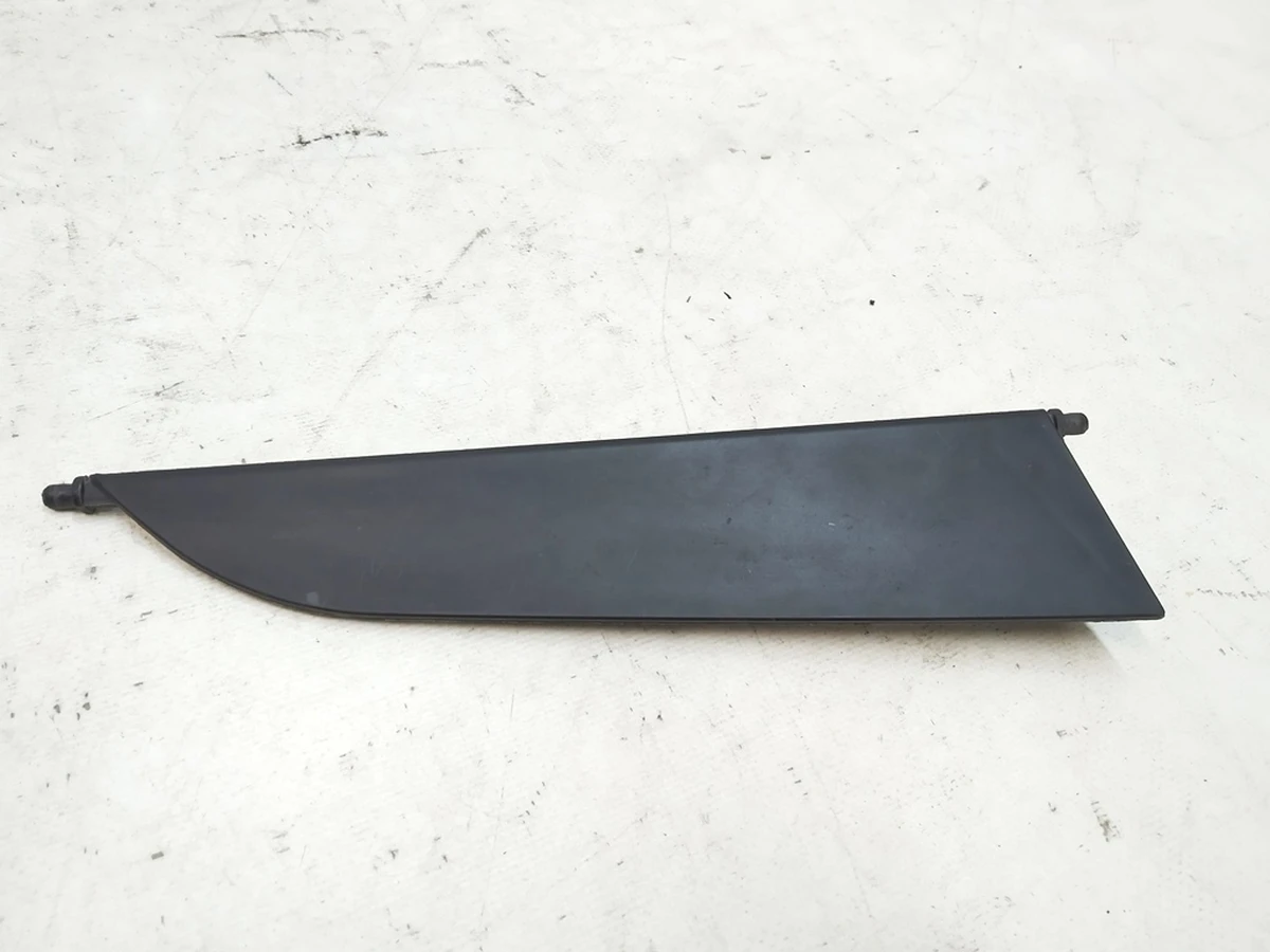 3 Лопать люверса правого активного RH1 Tesla Model S 1007269-00-F